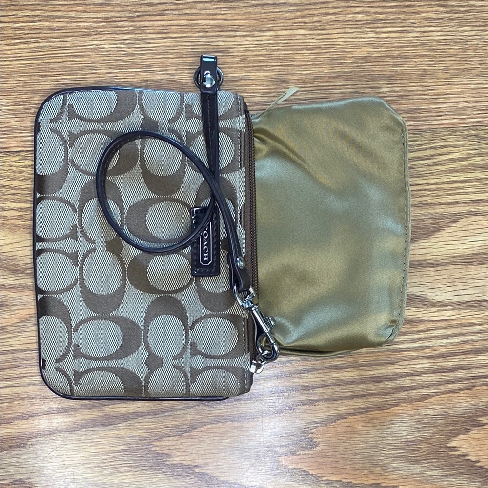 Coach Signature Pattern Wristlet - Picture 4 of 4